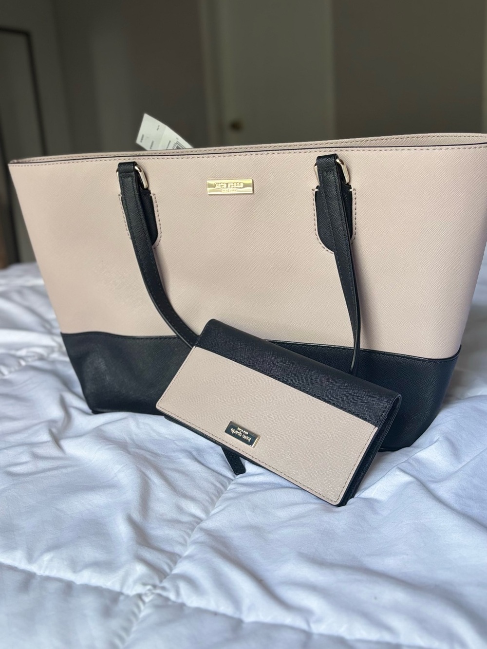 kate spade Beige and Black Two-Tone Tote with Matching Wallet